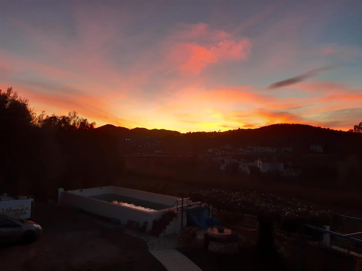 Hostal Cortijo el Puente Viñuela Exterior foto